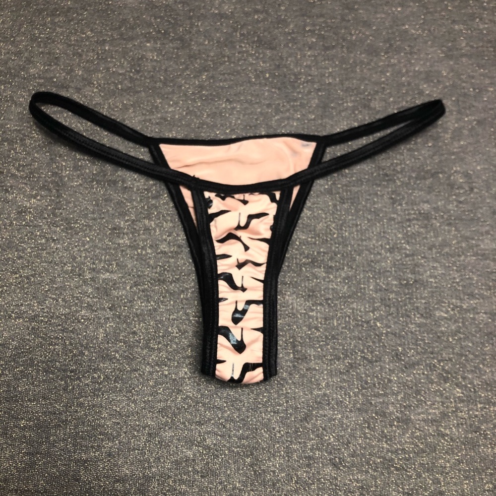 *NWOT* Dreamgirl Stiletto Print Babydoll Set - Picture 9 of 12